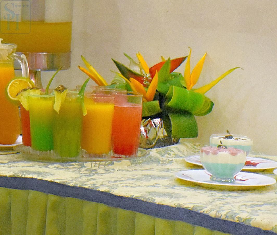 Hotel Splendid Ouagadougou Bagian luar foto